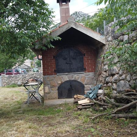 Holiday Home Škevini Dvori Starigrad Paklenica Buitenkant foto