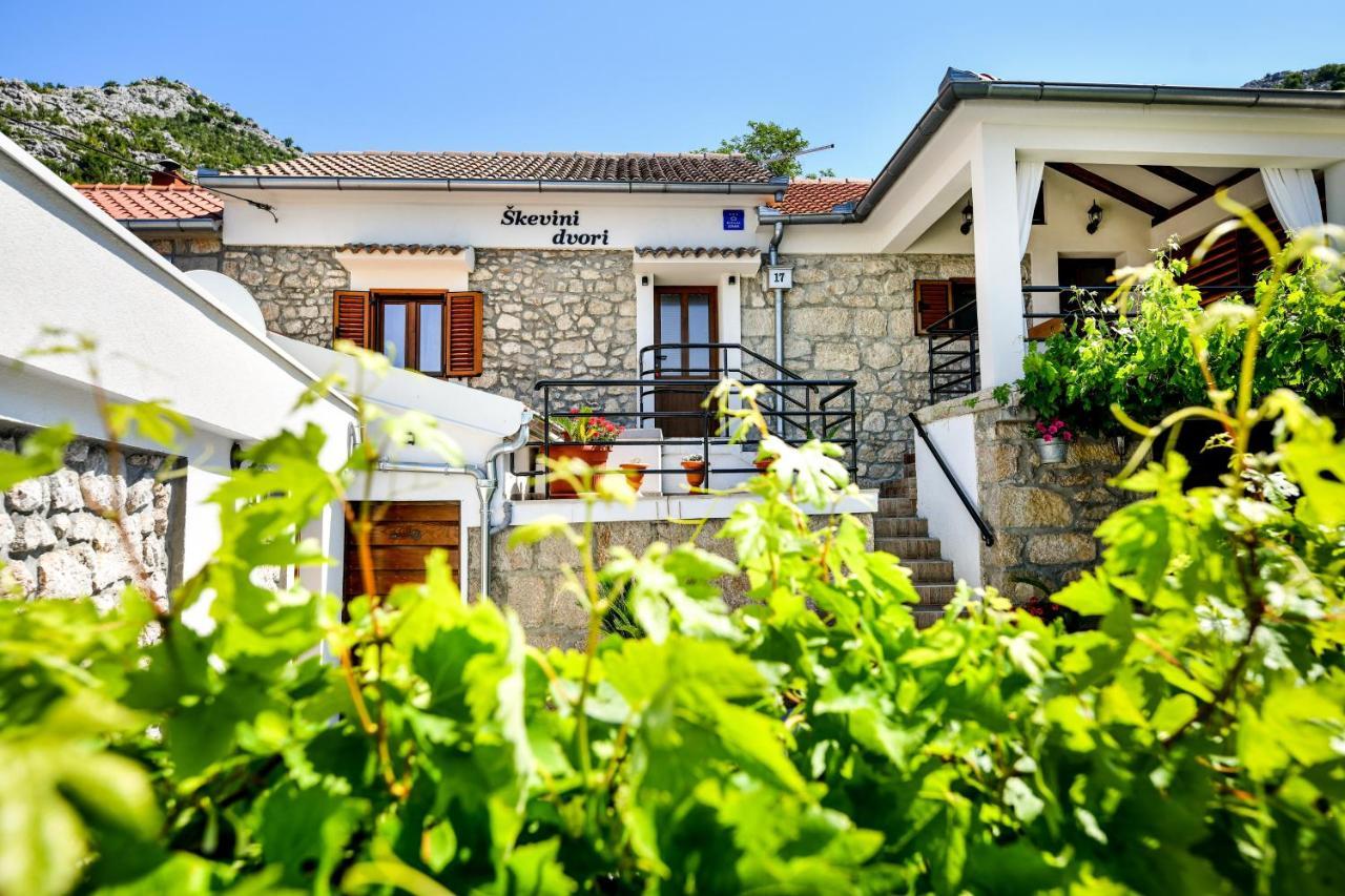 Holiday Home Škevini Dvori Starigrad Paklenica Buitenkant foto