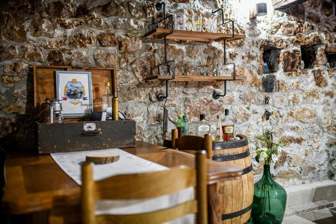 Holiday Home Škevini Dvori Starigrad Paklenica Buitenkant foto